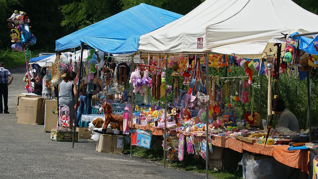 sell your candles at markets